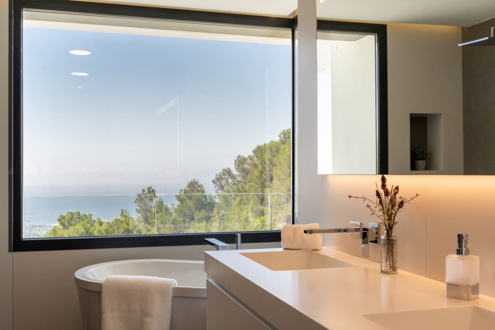 3 Zimmer Villa zu verkaufen in Altea mit Pool Garage - 2.257.000 € (Ref: 9911495)