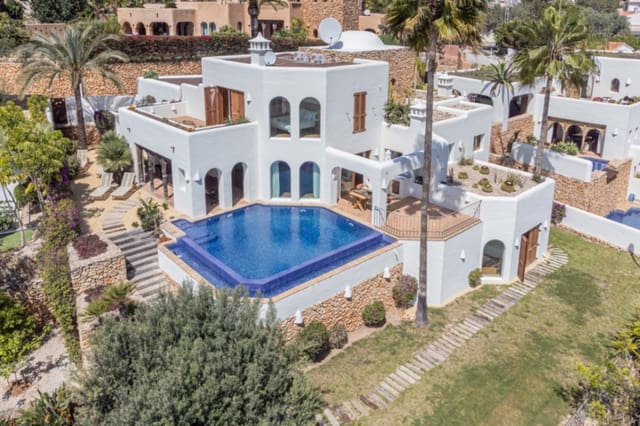 3 slaapkamer Villa te koop in Moraira, Teulada-Moraira met zwembad garage - € 1.995.000 (Ref: 9911497)