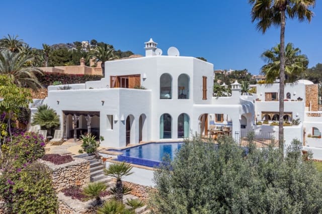 3 slaapkamer Villa te koop in Moraira, Teulada-Moraira met zwembad garage - € 1.995.000 (Ref: 9911497)