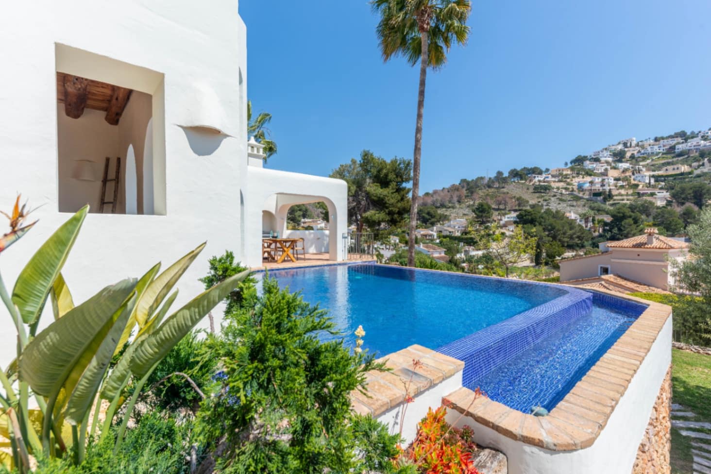 3 slaapkamer Villa te koop in Moraira met zwembad garage - € 1.995.000 (Ref: 9911497)