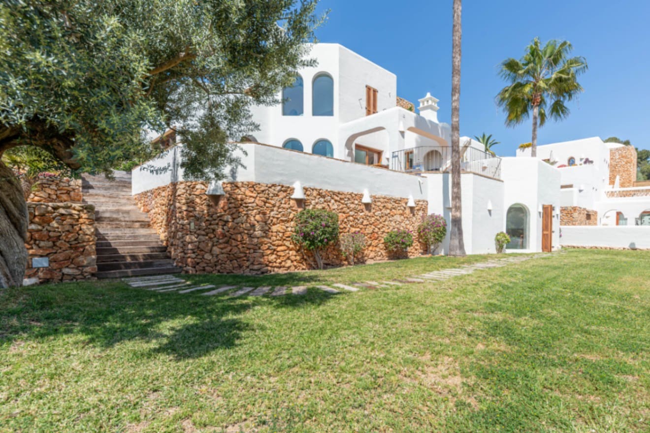 3 slaapkamer Villa te koop in Moraira met zwembad garage - € 1.995.000 (Ref: 9911497)