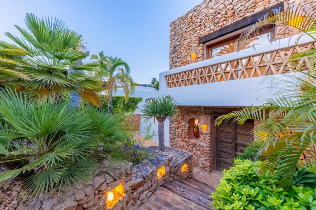 3 slaapkamer Villa te koop in Moraira met zwembad garage - € 1.995.000 (Ref: 9911497)