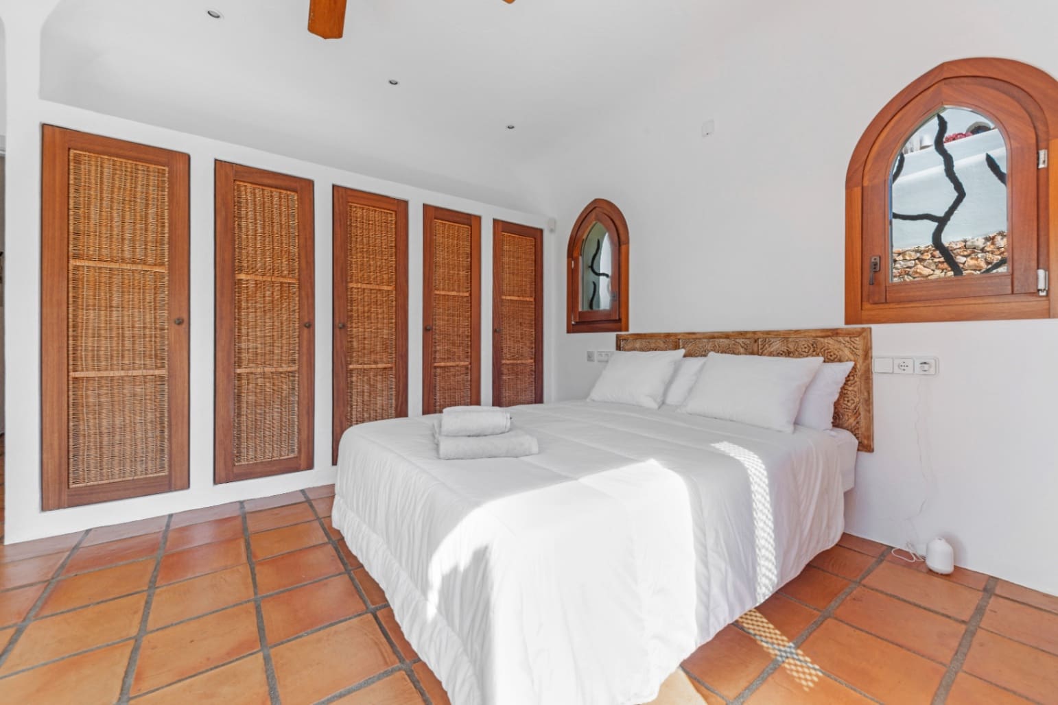 3 slaapkamer Villa te koop in Moraira met zwembad garage - € 1.995.000 (Ref: 9911497)