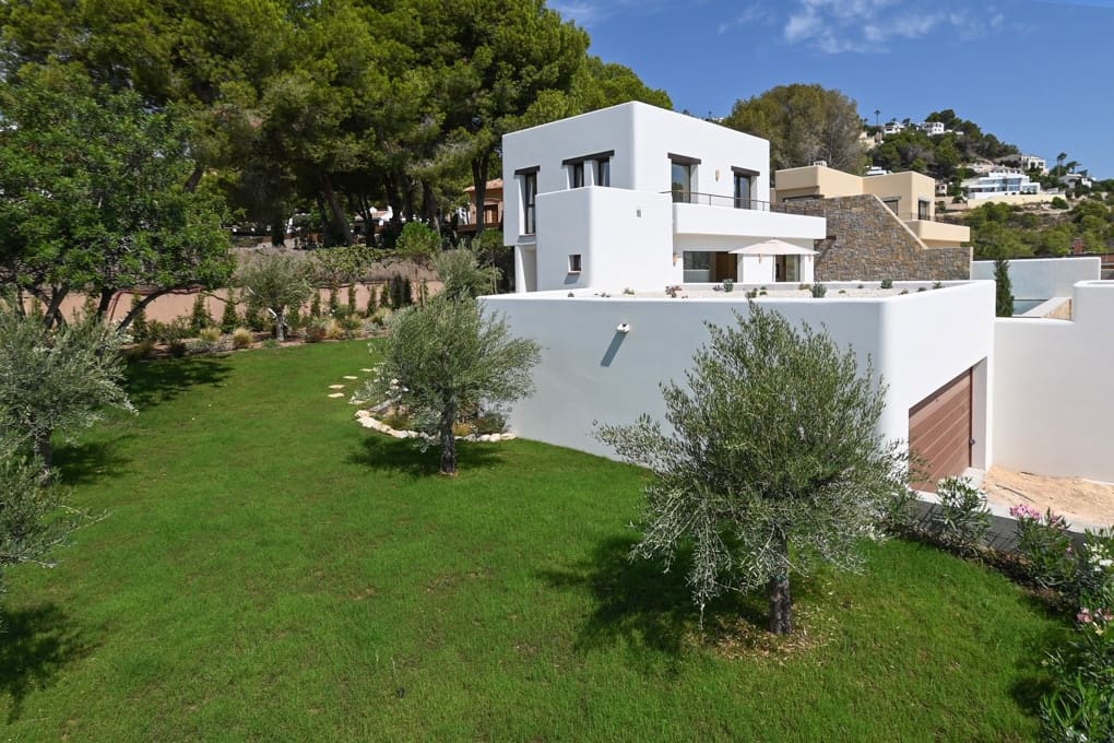3 Zimmer Villa zu verkaufen in Moraira mit Pool Garage - 1.690.000 € (Ref: 9911499)
