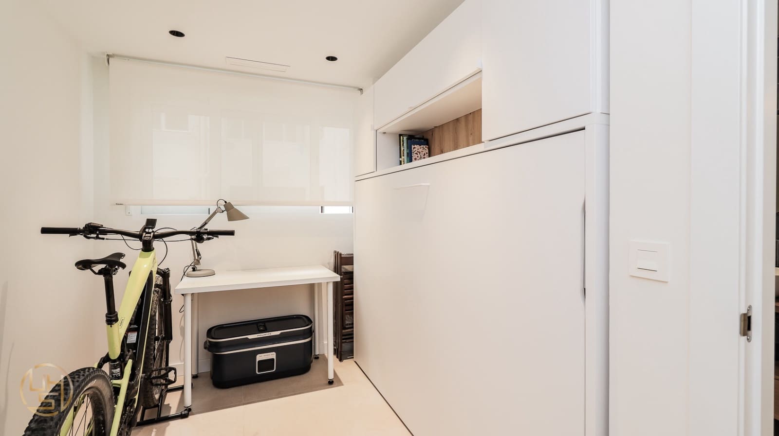 2 bedroom Apartment for sale in Valencia city with garage - € 360,000 (Ref: 9914057)