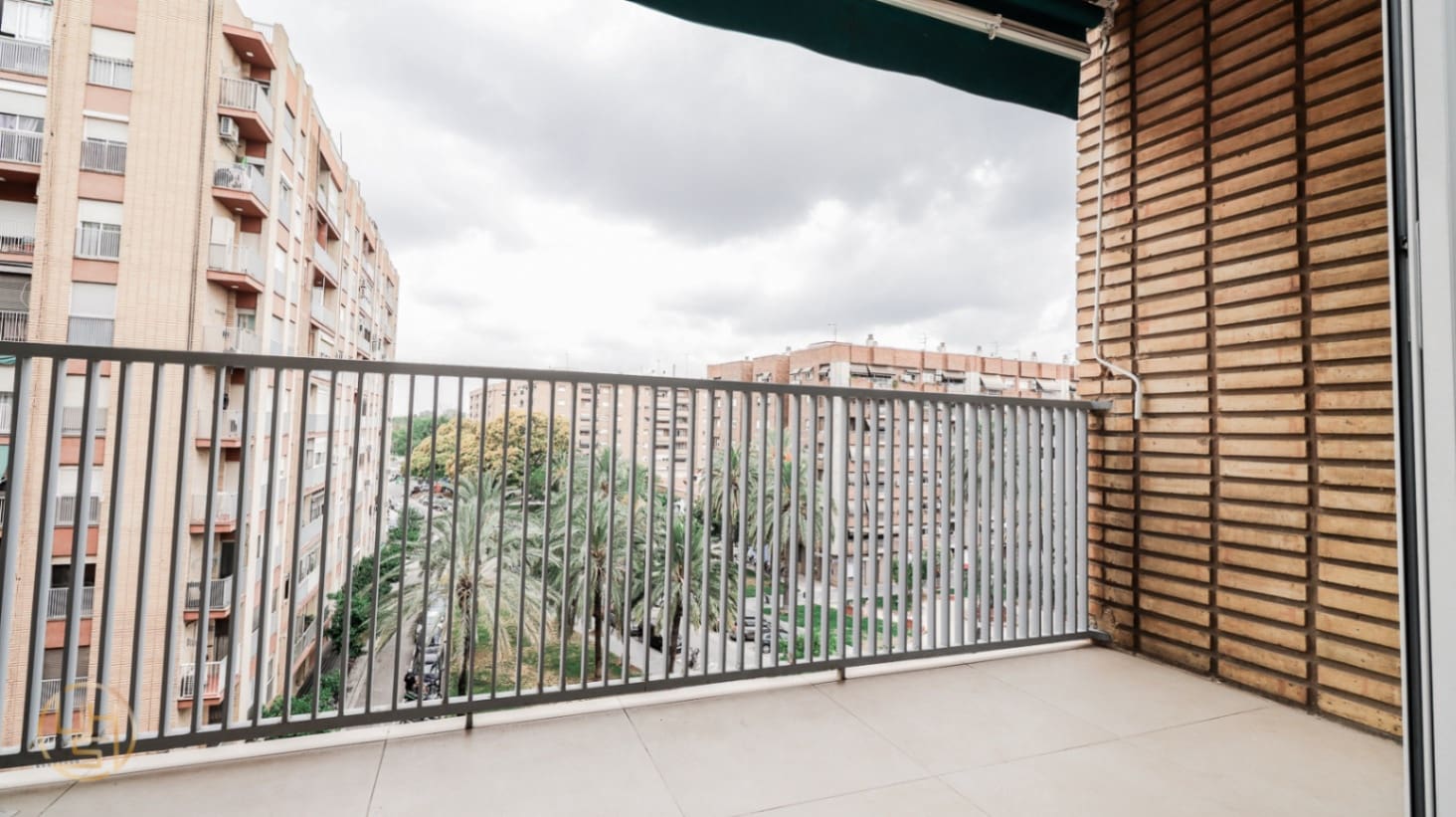 2 bedroom Apartment for sale in Valencia city with garage - € 360,000 (Ref: 9914057)