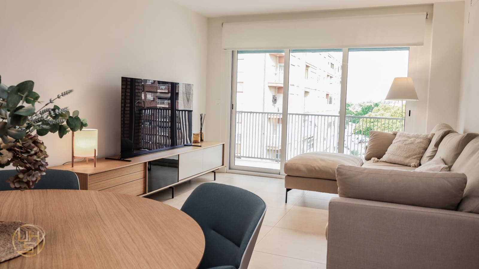 2 bedroom Apartment for sale in Valencia city with garage - € 360,000 (Ref: 9914057)