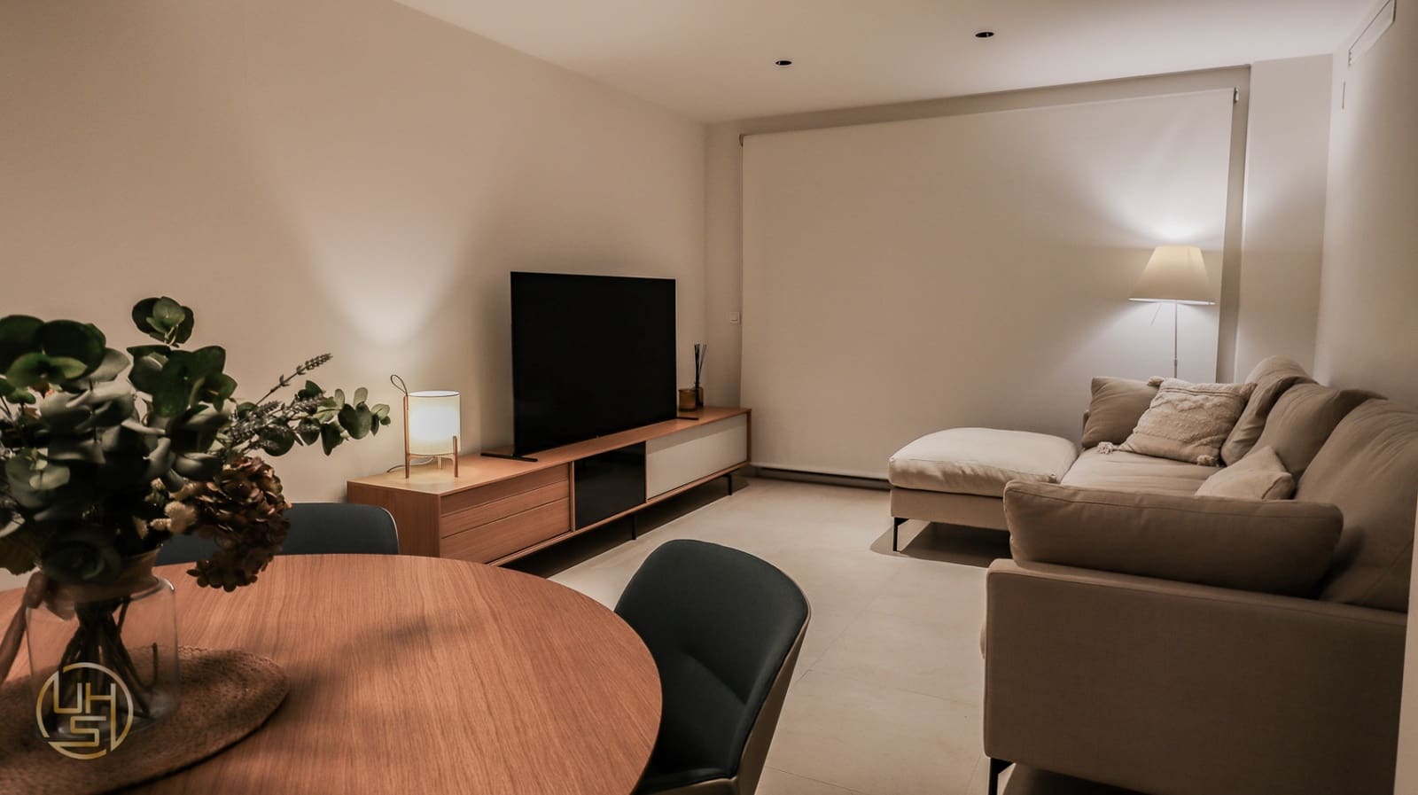 2 bedroom Apartment for sale in Valencia city with garage - € 360,000 (Ref: 9914057)