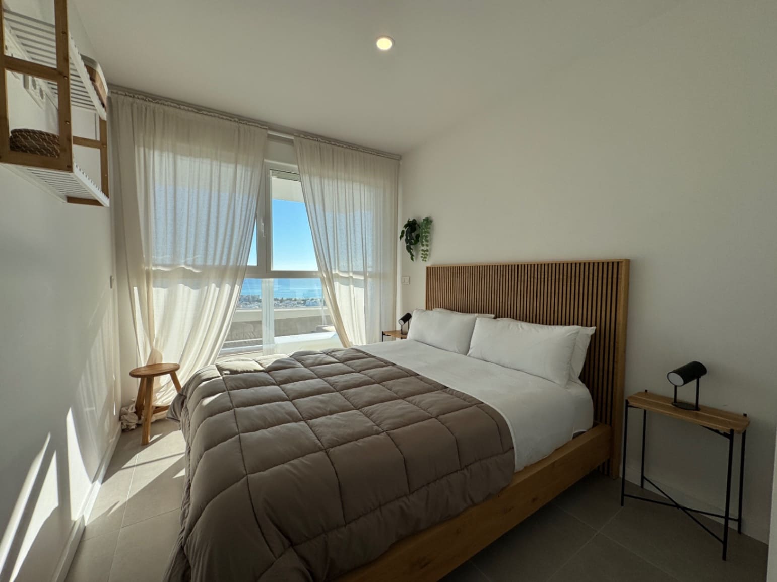 4 soverom Penthouse til salgs i Canet d'En Berenguer med svømmebasseng garasje - € 799 000 (Ref: 9914059)