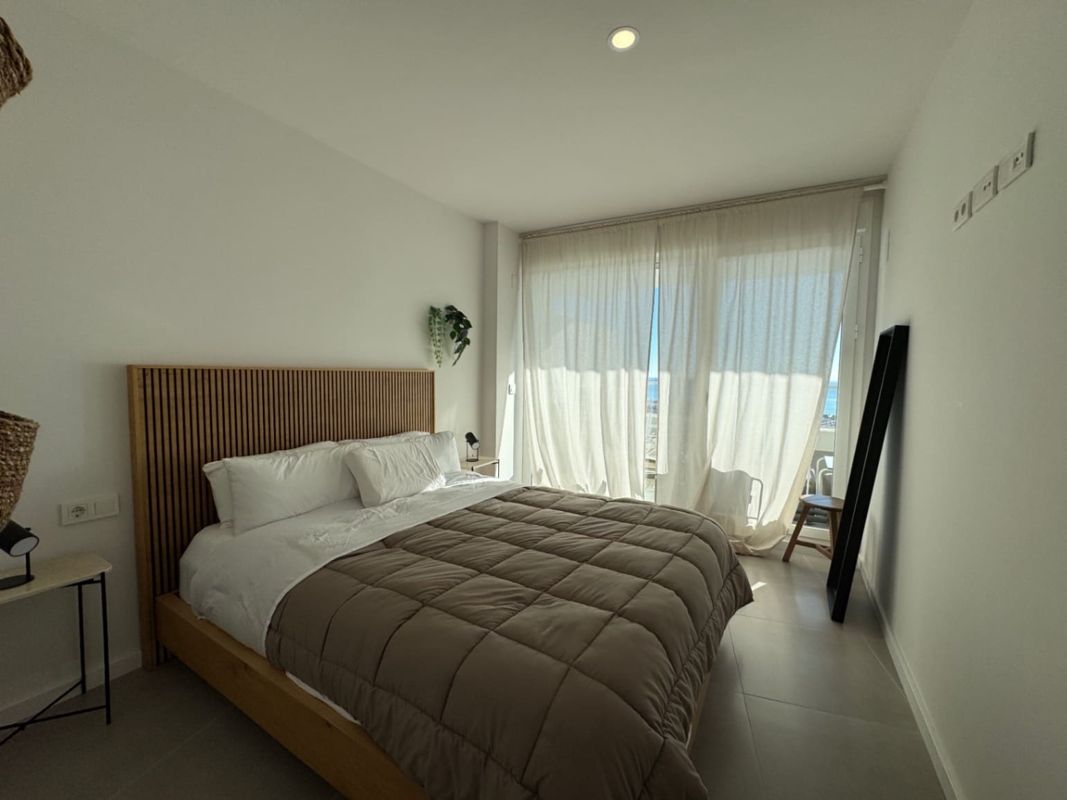 4 soverom Penthouse til salgs i Canet d'En Berenguer med svømmebasseng garasje - € 799 000 (Ref: 9914059)