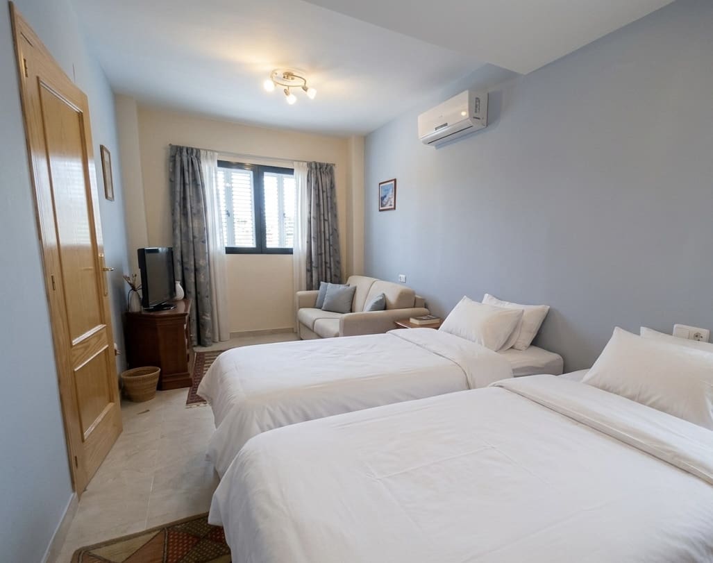 3 slaapkamer Rijtjeshuis te koop in Benitachell / Benitatxell met zwembad garage - € 325.000 (Ref: 9914060)