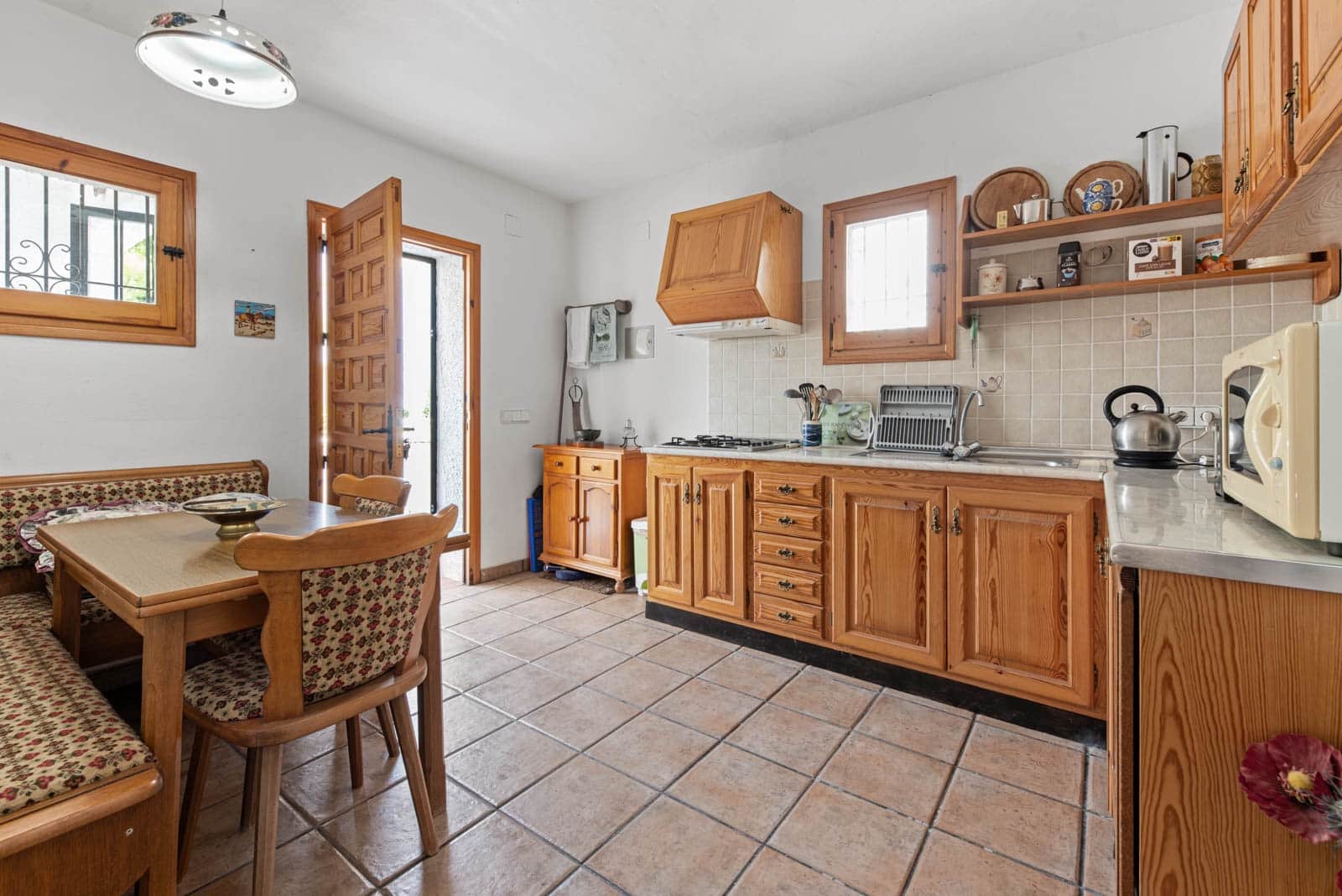 2 sovrum Villa till salu i Montemar med pool garage - 630 000 € (Ref: 9914073)