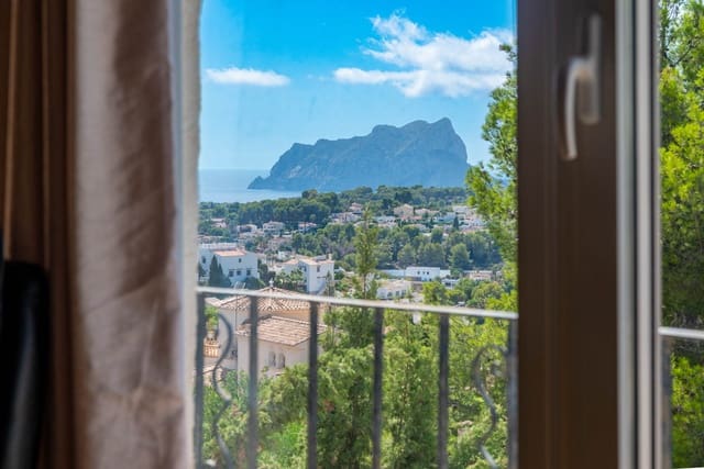 2 sovrum Villa till salu i Montemar, Benissa med pool garage - 630 000 € (Ref: 9914073)