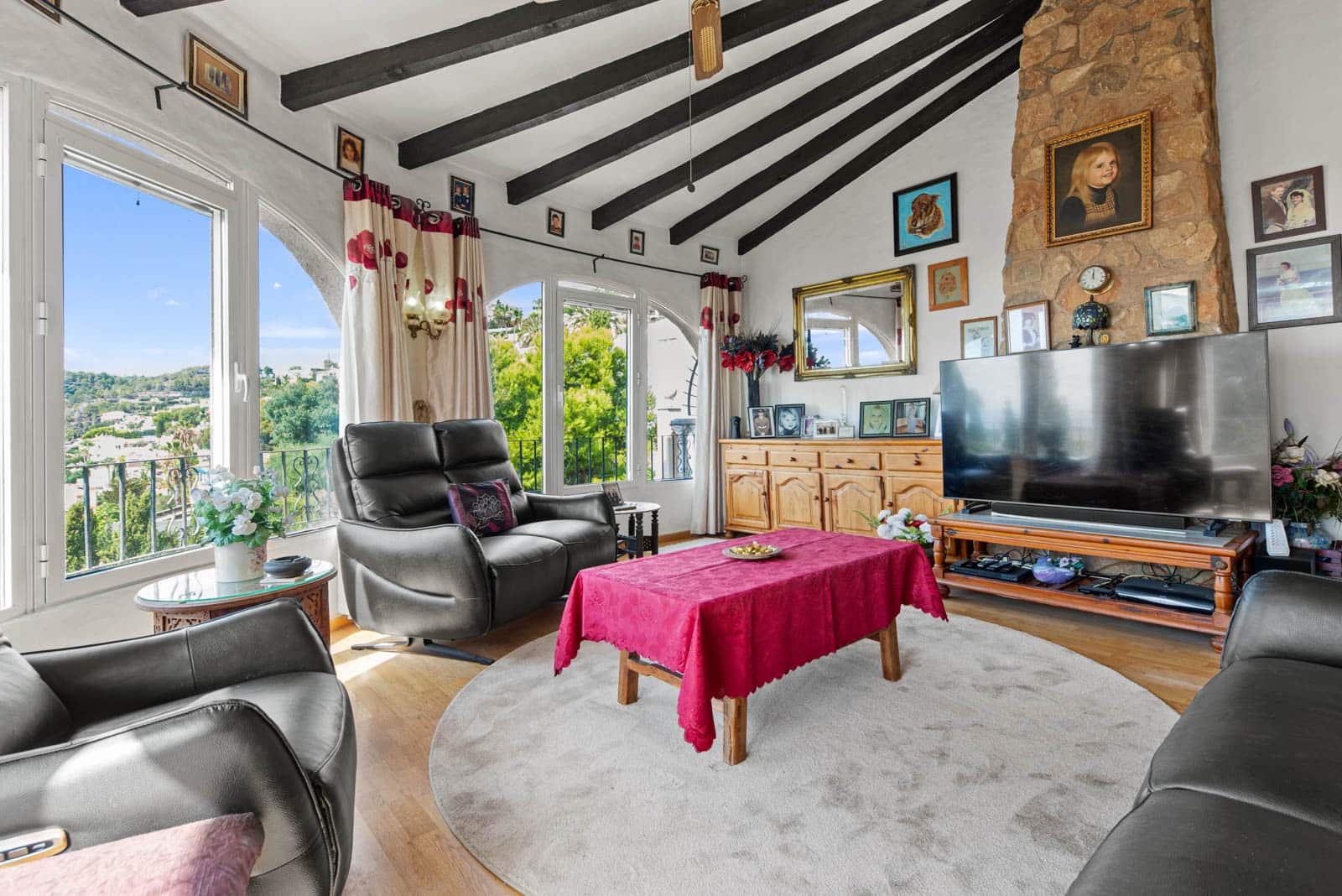 2 sovrum Villa till salu i Montemar med pool garage - 630 000 € (Ref: 9914073)
