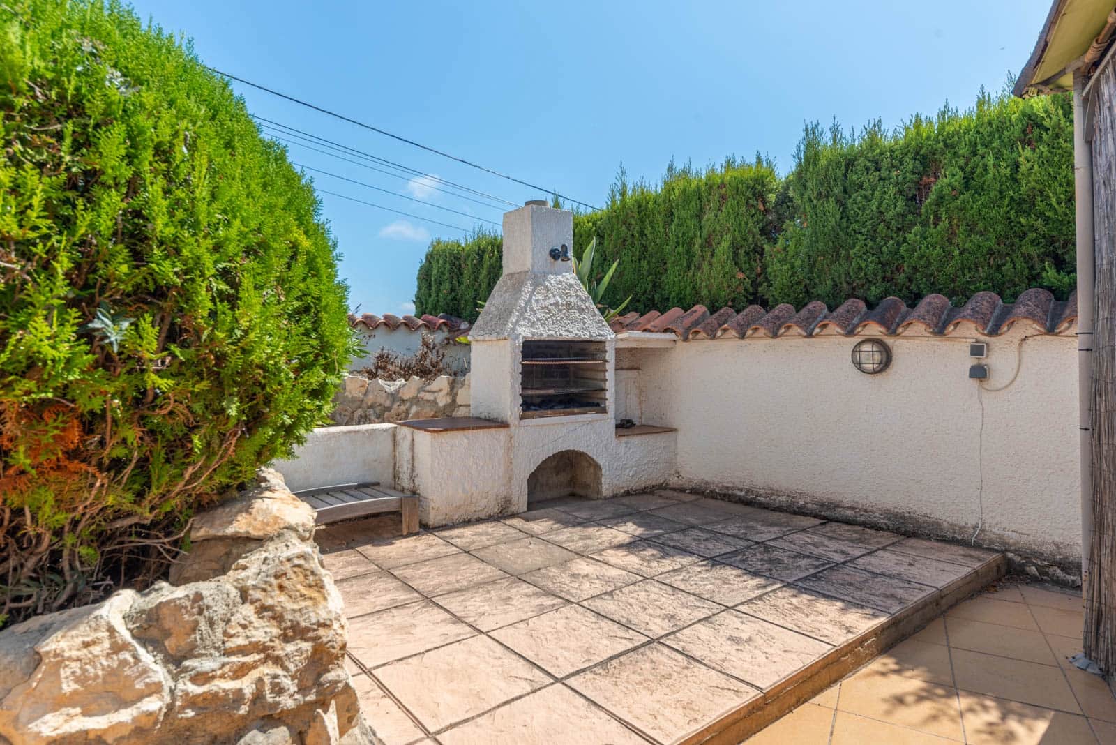 2 sovrum Villa till salu i Montemar med pool garage - 630 000 € (Ref: 9914073)