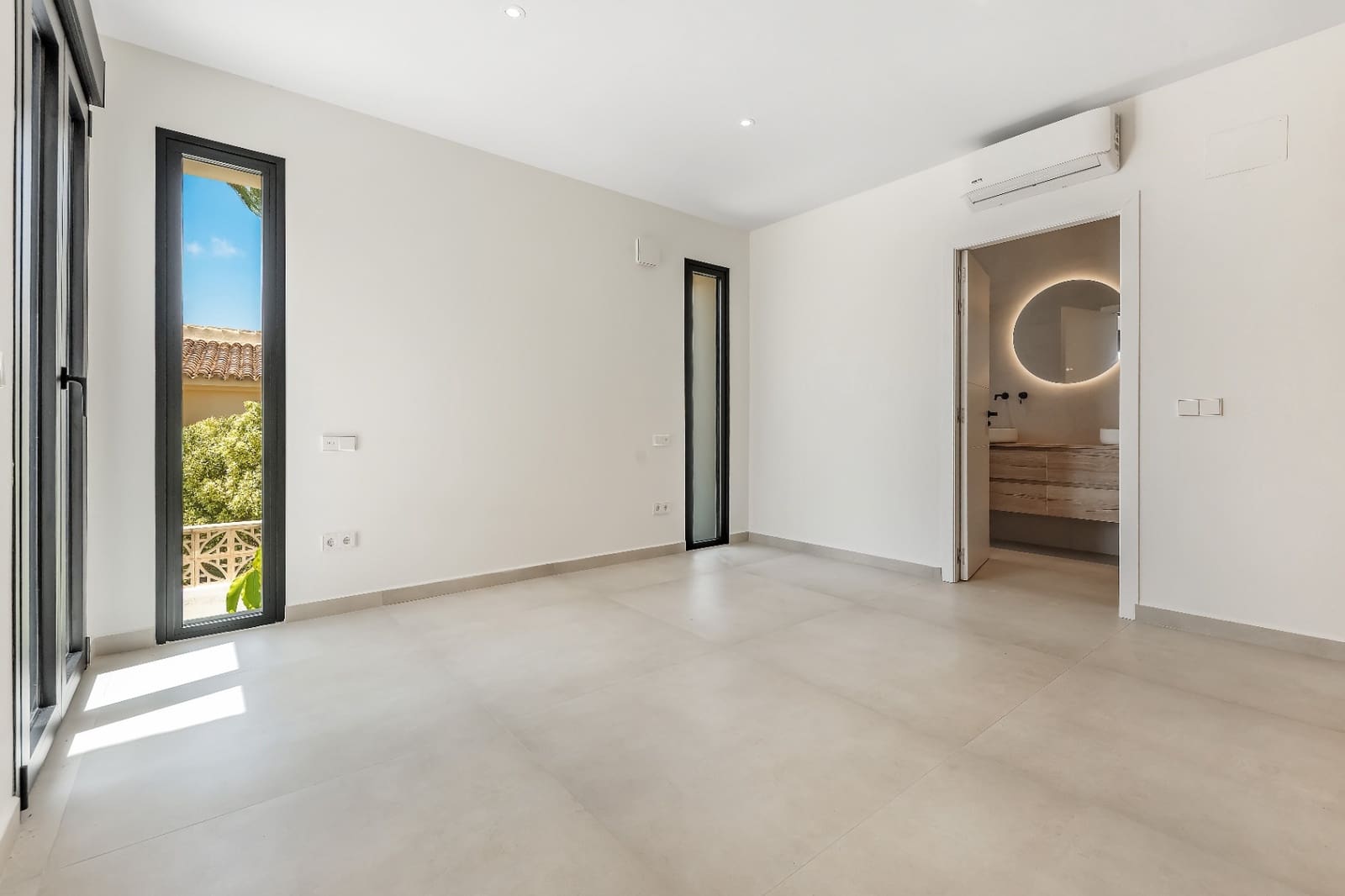 5 sypialnia Willa na sprzedaż w Moraira z basenem garażem - 2 350 000 € (Ref: 9914074)