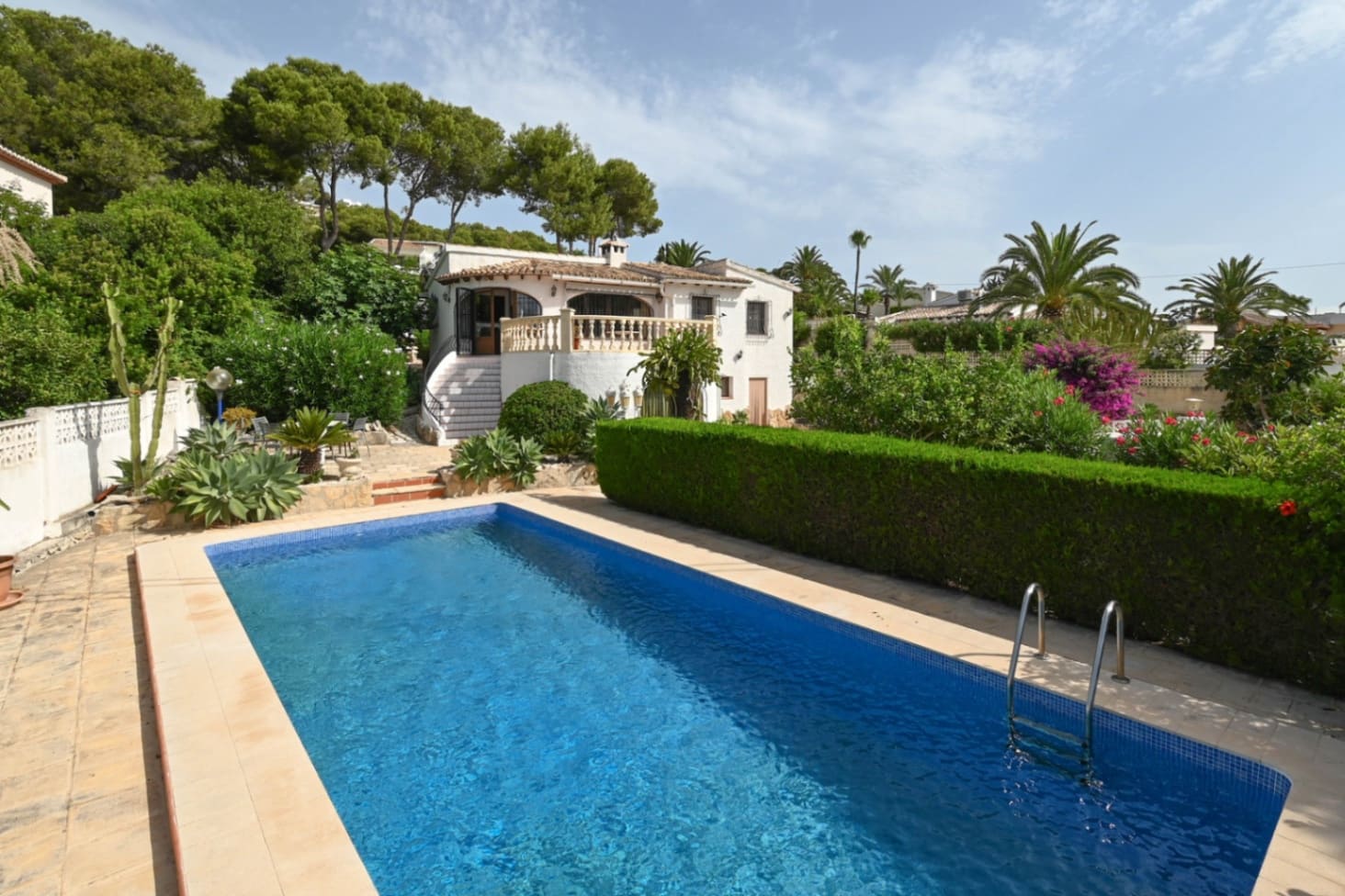 3 bedroom Villa for sale in Moraira with pool garage - € 595,000 (Ref: 9975820)