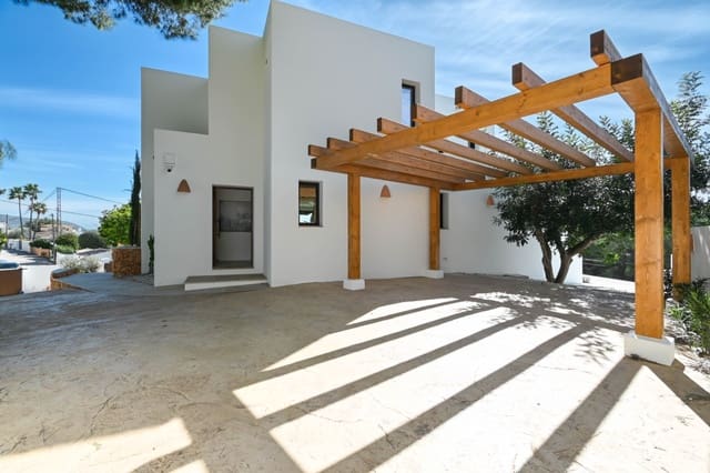 4 soveværelse Villa til salg i Moraira, Teulada-Moraira med swimmingpool garage - € 2.275.000 (Ref: 9981552)