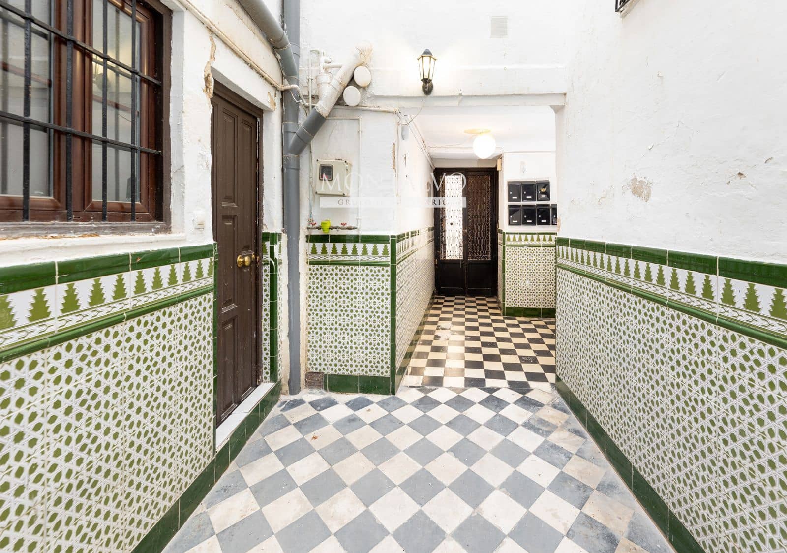 Restaurant/Bar til salg i Granada by - € 790.000 (Ref: 10029622)