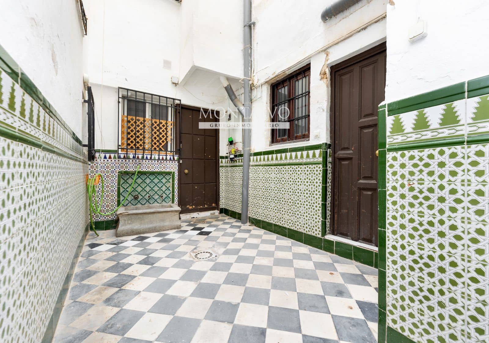 Restaurant/Bar til salg i Granada by - € 790.000 (Ref: 10029622)