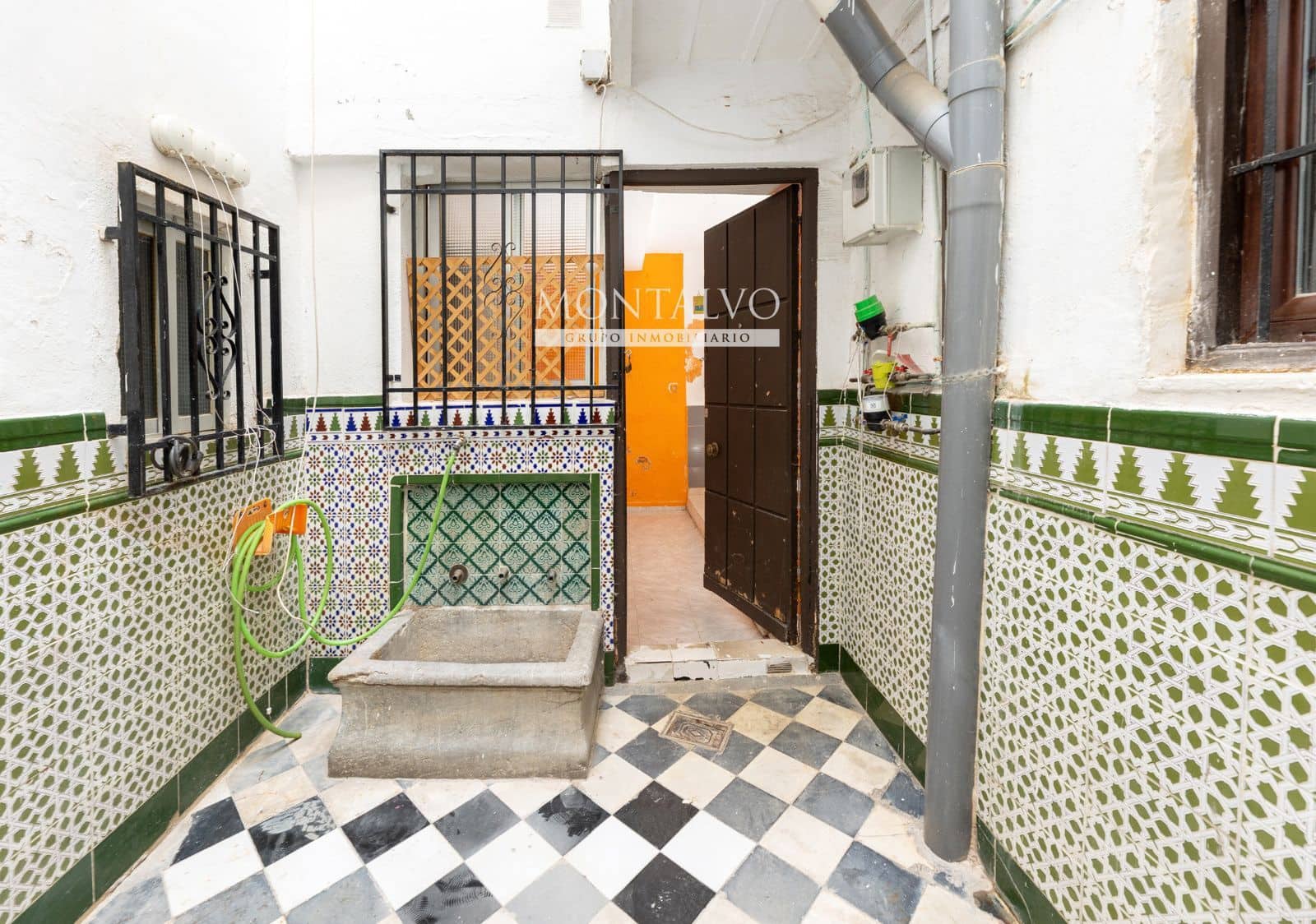 Restaurant/Bar til salg i Granada by - € 790.000 (Ref: 10029622)