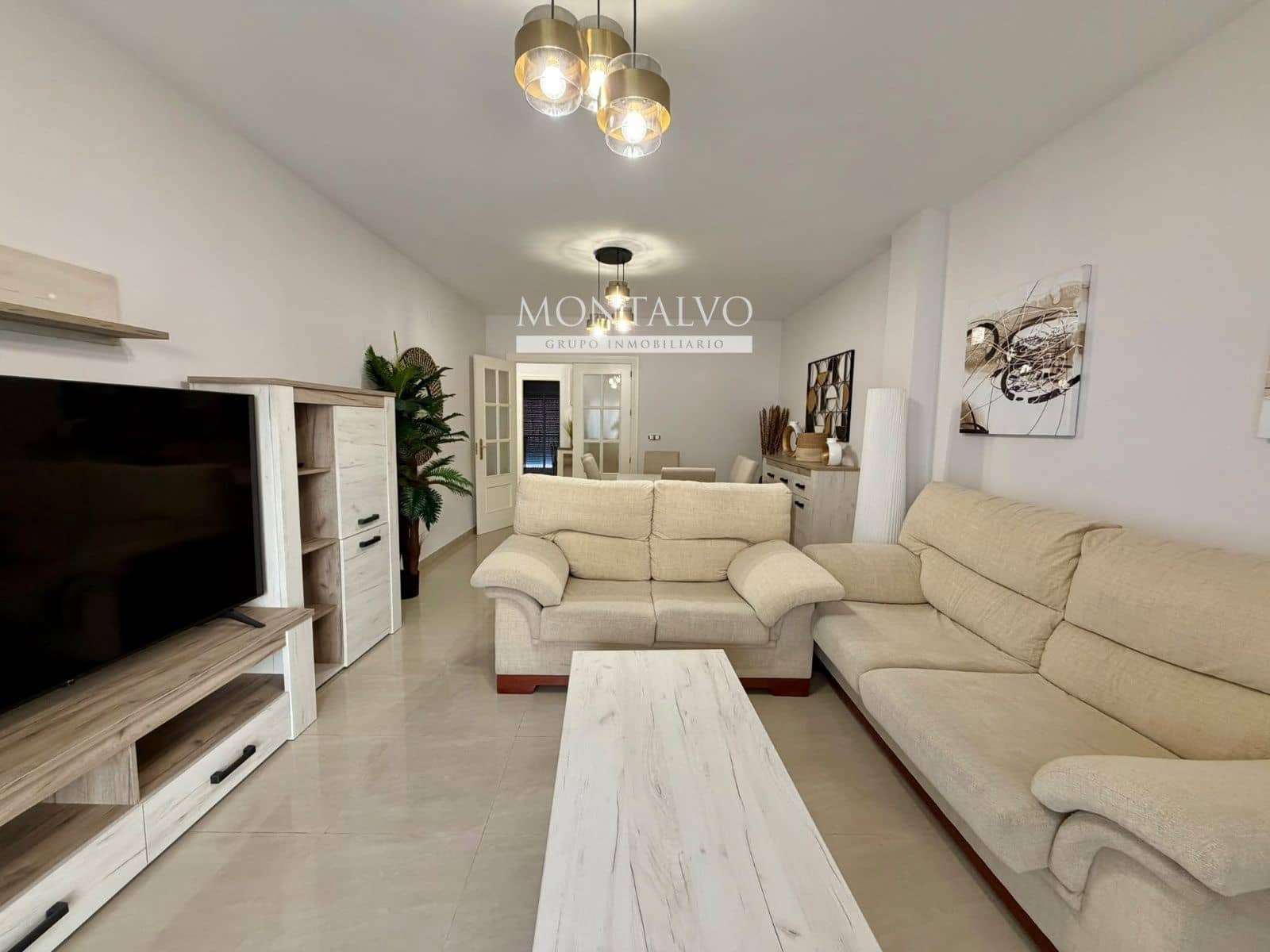 3 soveværelse Lejlighed til leje i Atarfe med garage - € 750 (Ref: 10060781)