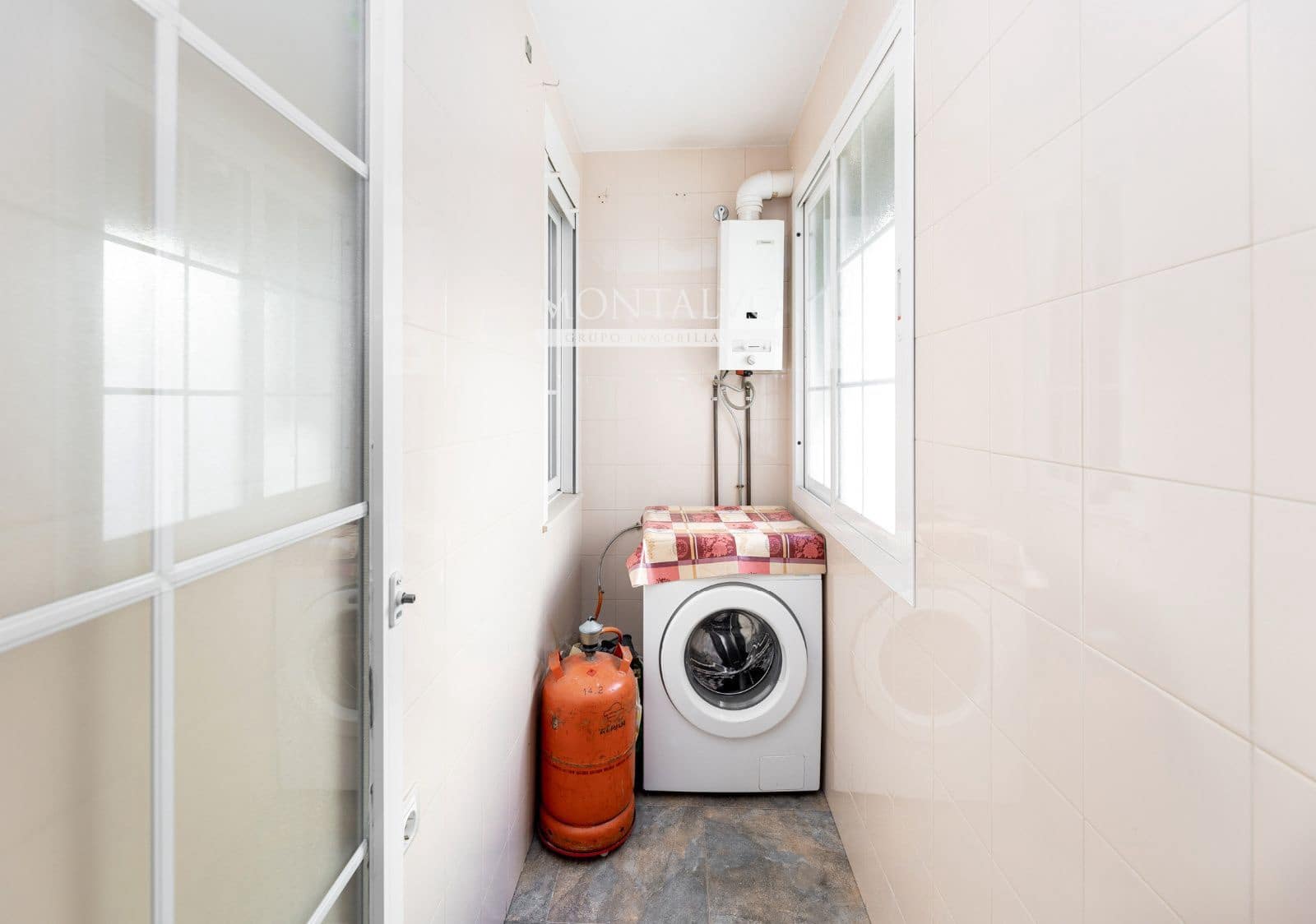 3 Zimmer Wohnung zu verkaufen in Atarfe mit Garage - 168.000 € (Ref: 10130900)