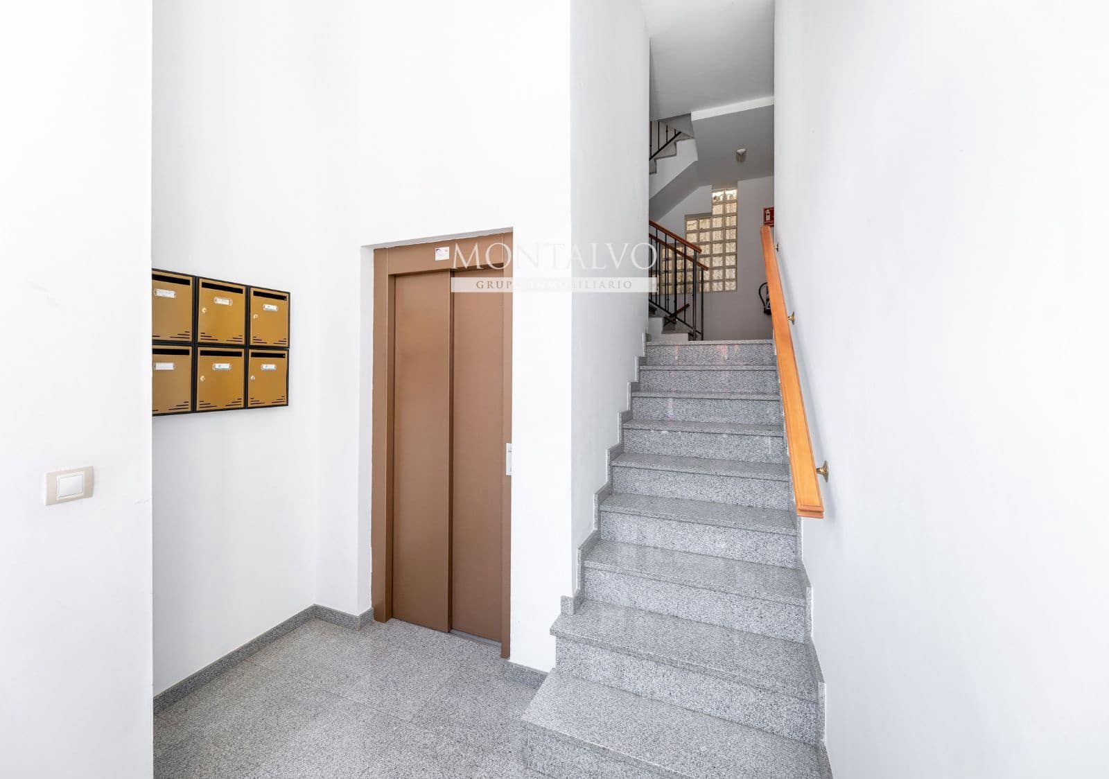 3 Zimmer Wohnung zu verkaufen in Atarfe mit Garage - 168.000 € (Ref: 10130900)