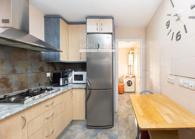 3 Zimmer Wohnung zu verkaufen in Atarfe mit Garage - 168.000 € (Ref: 10130900)