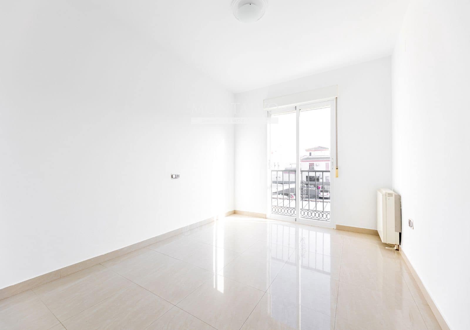 3 Zimmer Wohnung zu vermieten in Atarfe mit Garage - 700 € (Ref: 10135239)