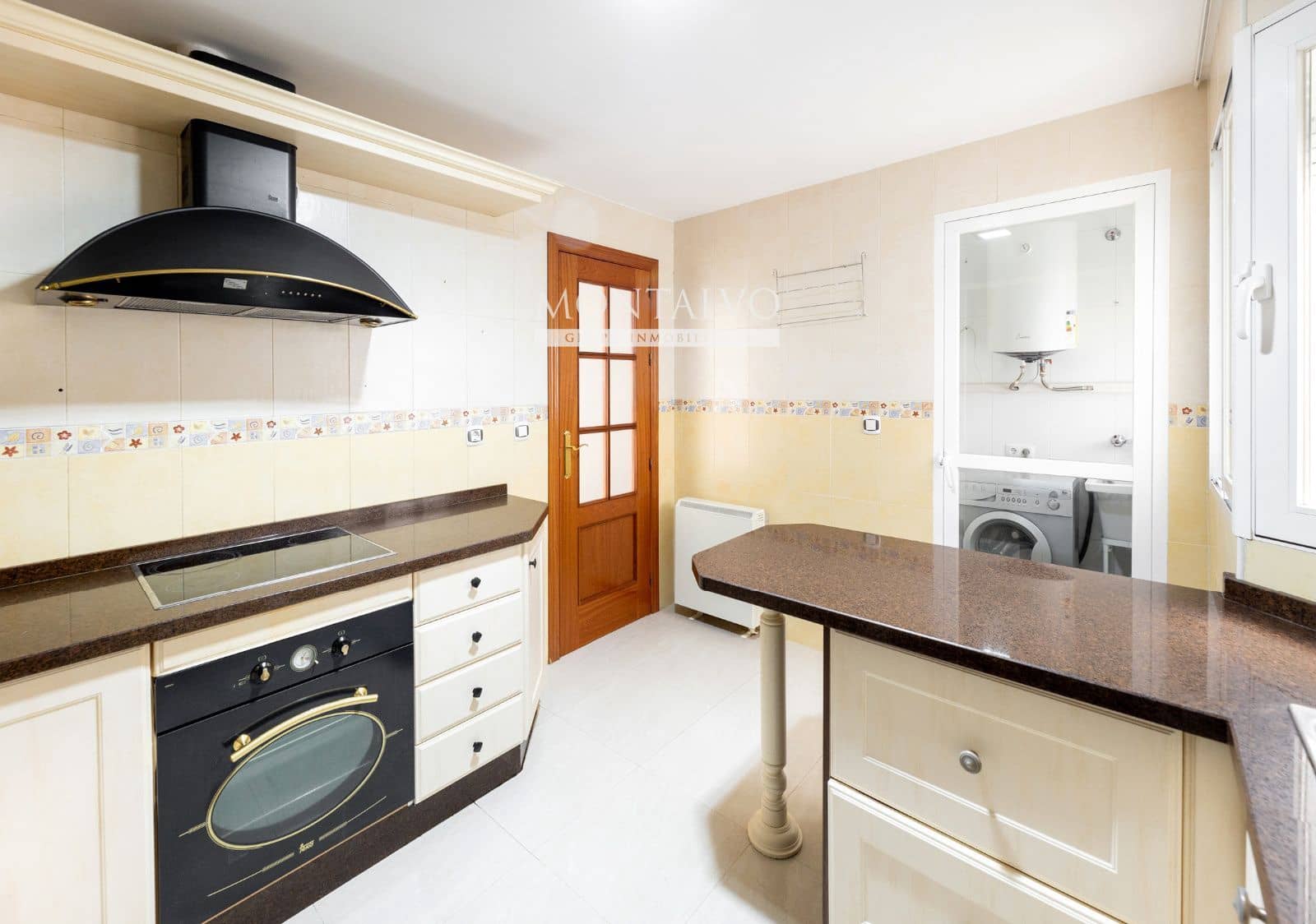 3 Zimmer Wohnung zu vermieten in Atarfe mit Garage - 700 € (Ref: 10135239)