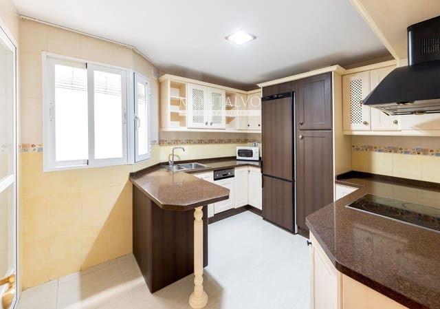 3 Zimmer Wohnung zu vermieten in Atarfe mit Garage - 700 € (Ref: 10135239)