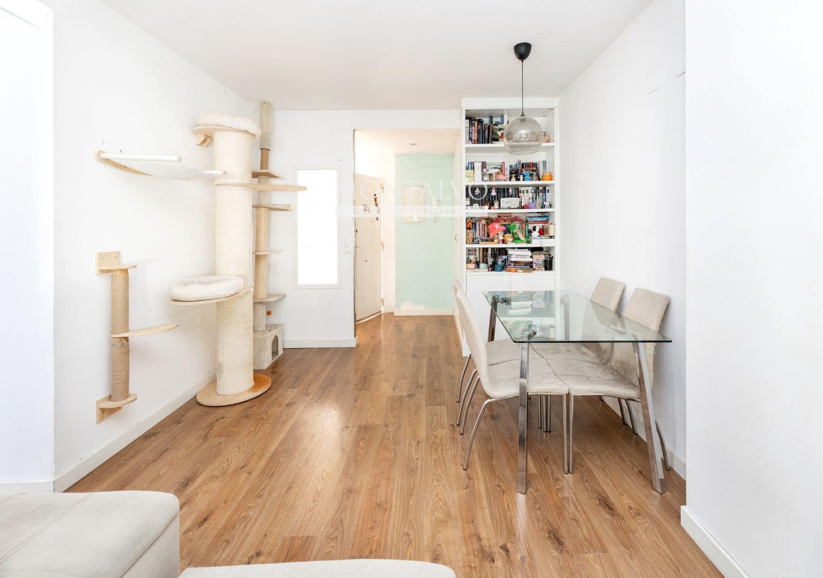 3 bedroom Flat for sale in Granada city with garage - € 157,000 (Ref: 10153996)