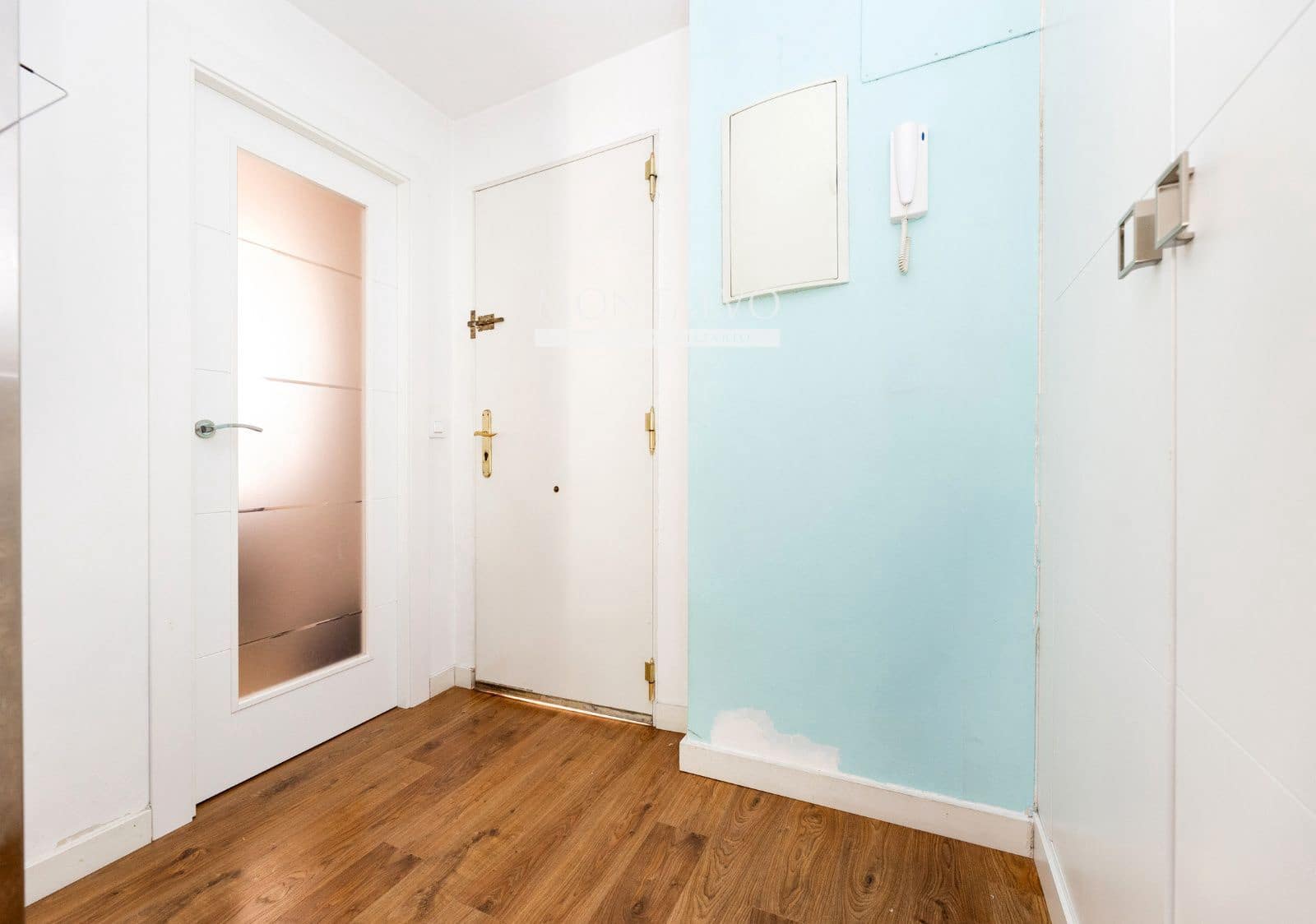 3 bedroom Flat for sale in Granada city with garage - € 157,000 (Ref: 10153996)