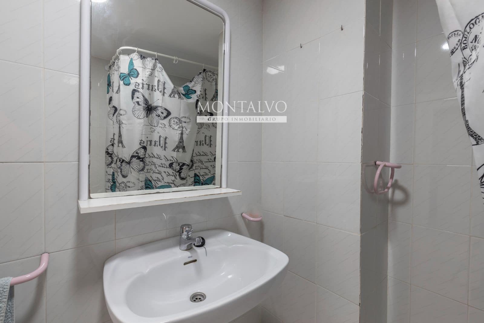 3 bedroom Flat for sale in Almunecar with pool garage - € 439,000 (Ref: 10160175)