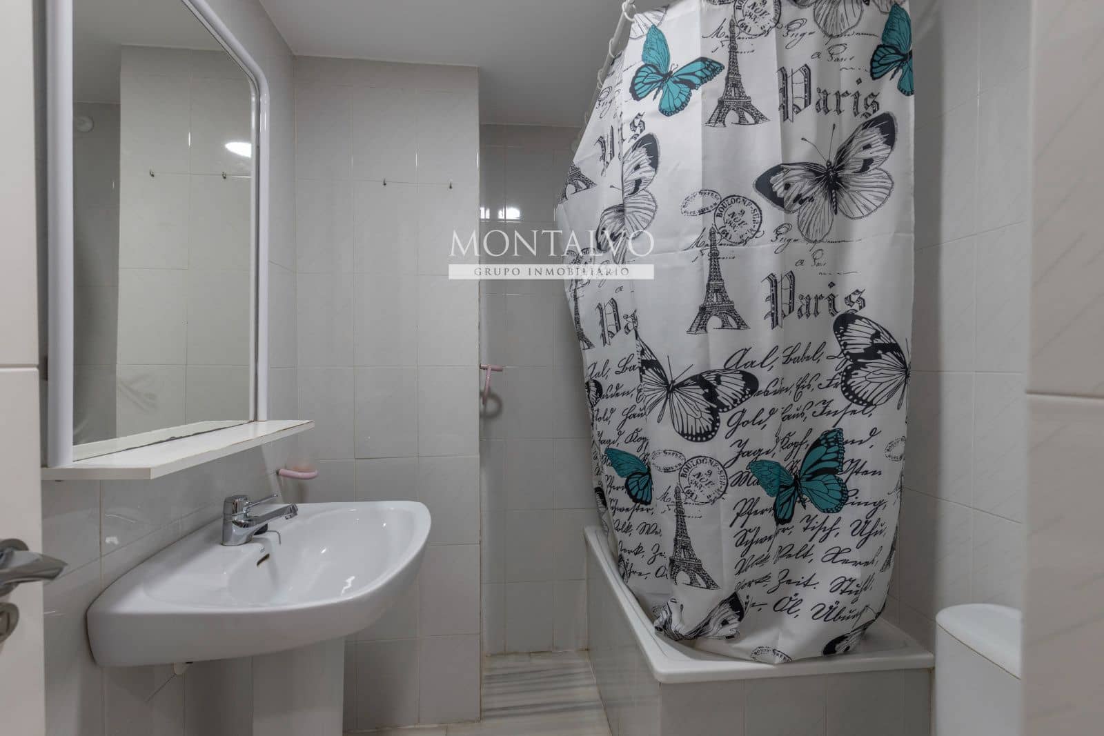 3 bedroom Flat for sale in Almunecar with pool garage - € 439,000 (Ref: 10160175)