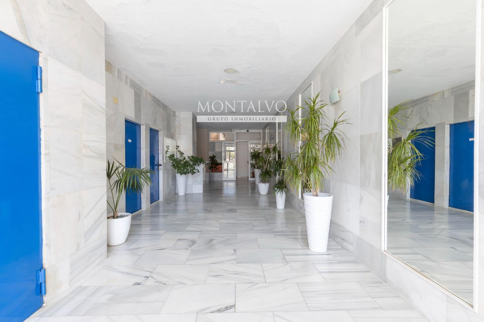 3 bedroom Flat for sale in Almunecar with pool garage - € 439,000 (Ref: 10160175)