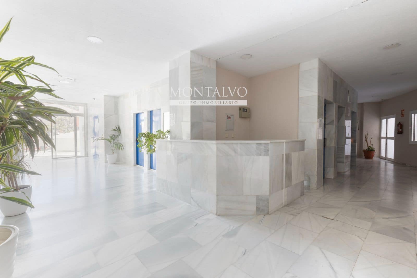 3 bedroom Flat for sale in Almunecar with pool garage - € 439,000 (Ref: 10160175)
