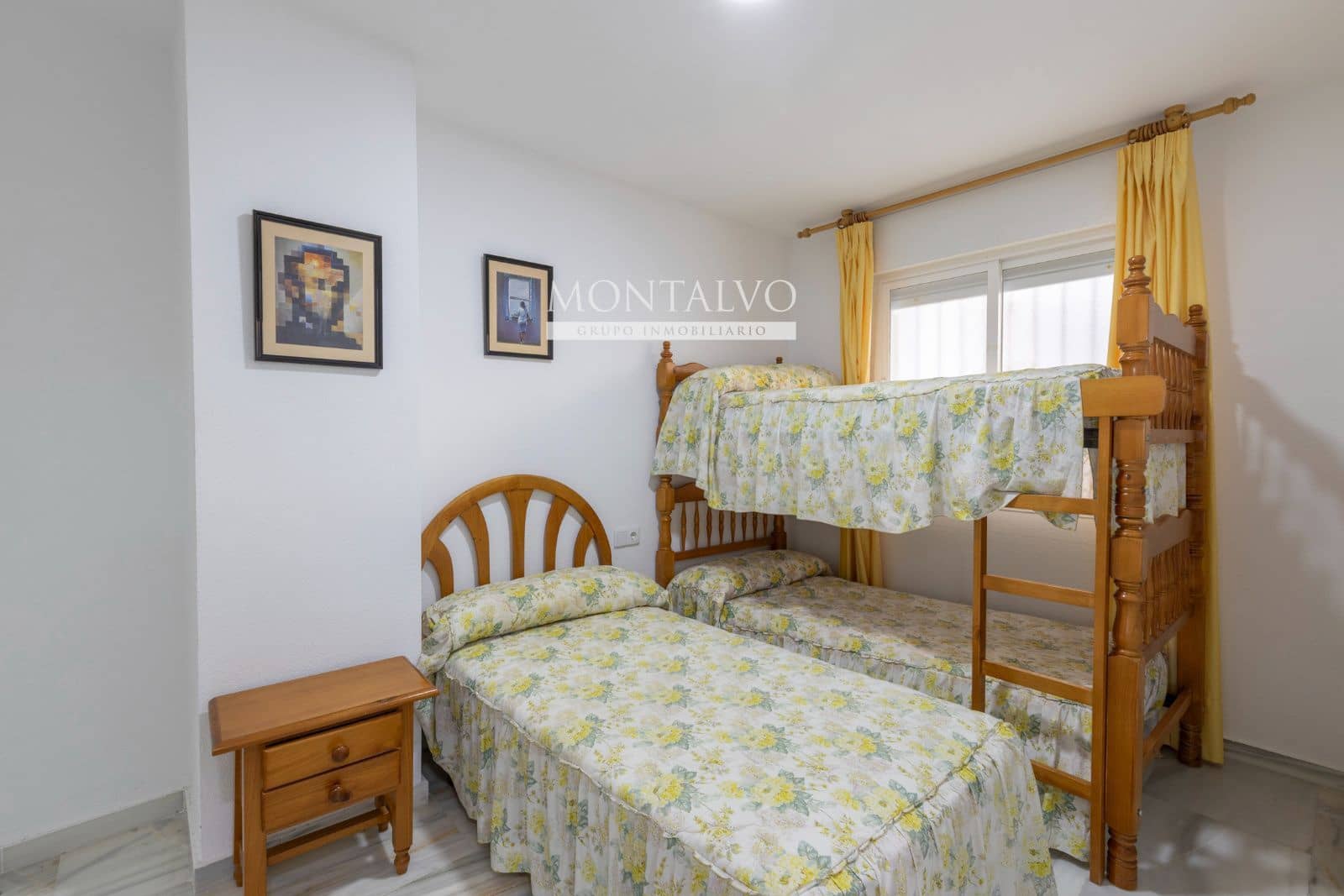3 bedroom Flat for sale in Almunecar with pool garage - € 439,000 (Ref: 10160175)