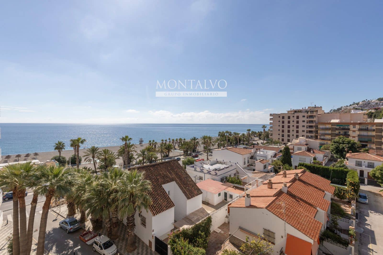 3 bedroom Flat for sale in Almunecar with pool garage - € 439,000 (Ref: 10160175)
