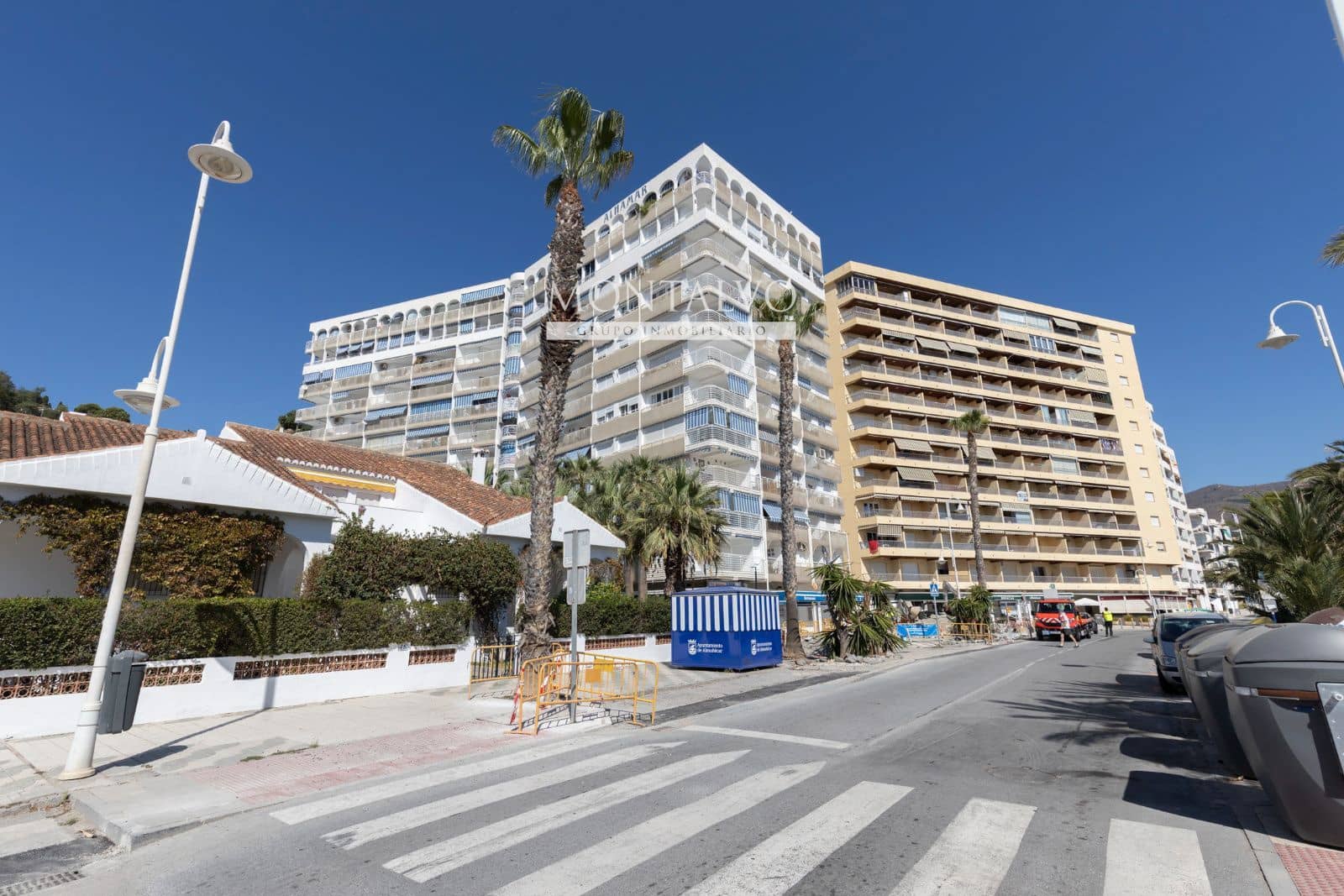 3 bedroom Flat for sale in Almunecar with pool garage - € 439,000 (Ref: 10160175)