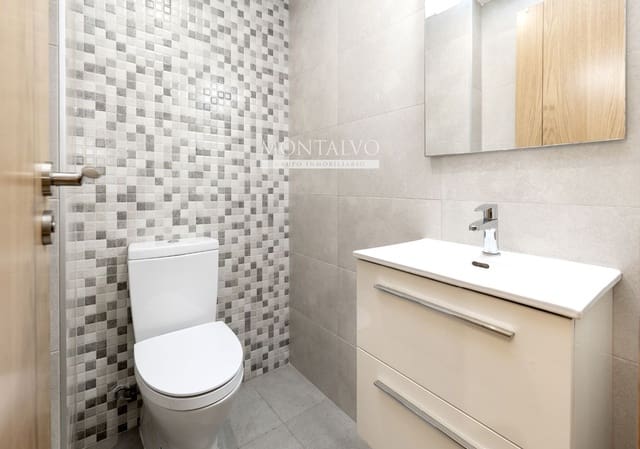3 chambre Appartement à vendre à Cervantes, Grenade ville avec garage - 259 000 € (Ref: 10160647)