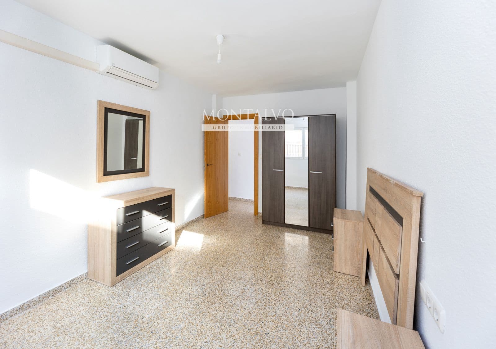 3 chambre Appartement à vendre à Grenade ville avec garage - 259 000 € (Ref: 10160647)