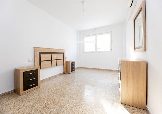 3 chambre Appartement à vendre à Cervantes, Grenade ville avec garage - 259 000 € (Ref: 10160647)