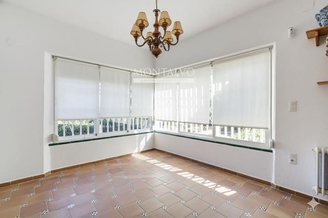 5 soveværelse Villa til salg i Las Gabias med swimmingpool garage - € 299.900 (Ref: 9398806)