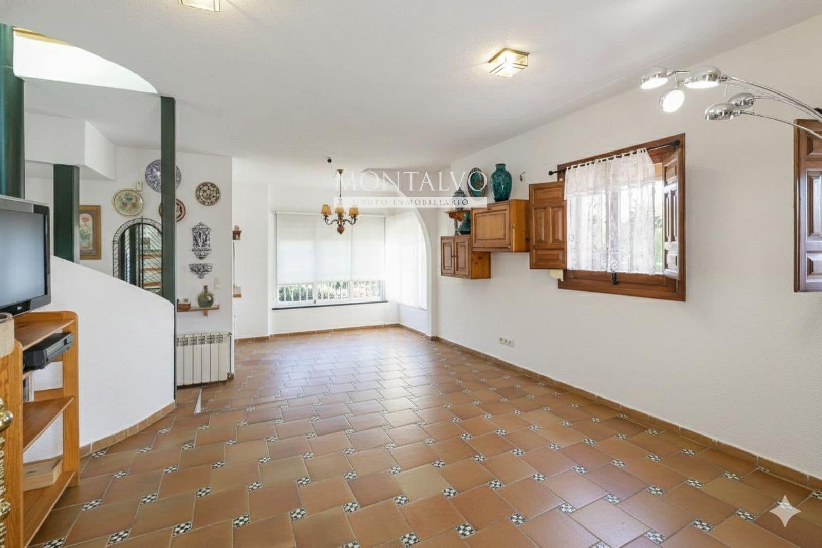 5 makuuhuone Huvila myytävänä paikassa Las Gabias mukana uima-altaan 
autotalli - 299 900 € (Ref: 9398806)