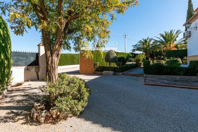 5 soveværelse Villa til salg i Las Gabias med swimmingpool garage - € 299.900 (Ref: 9398806)