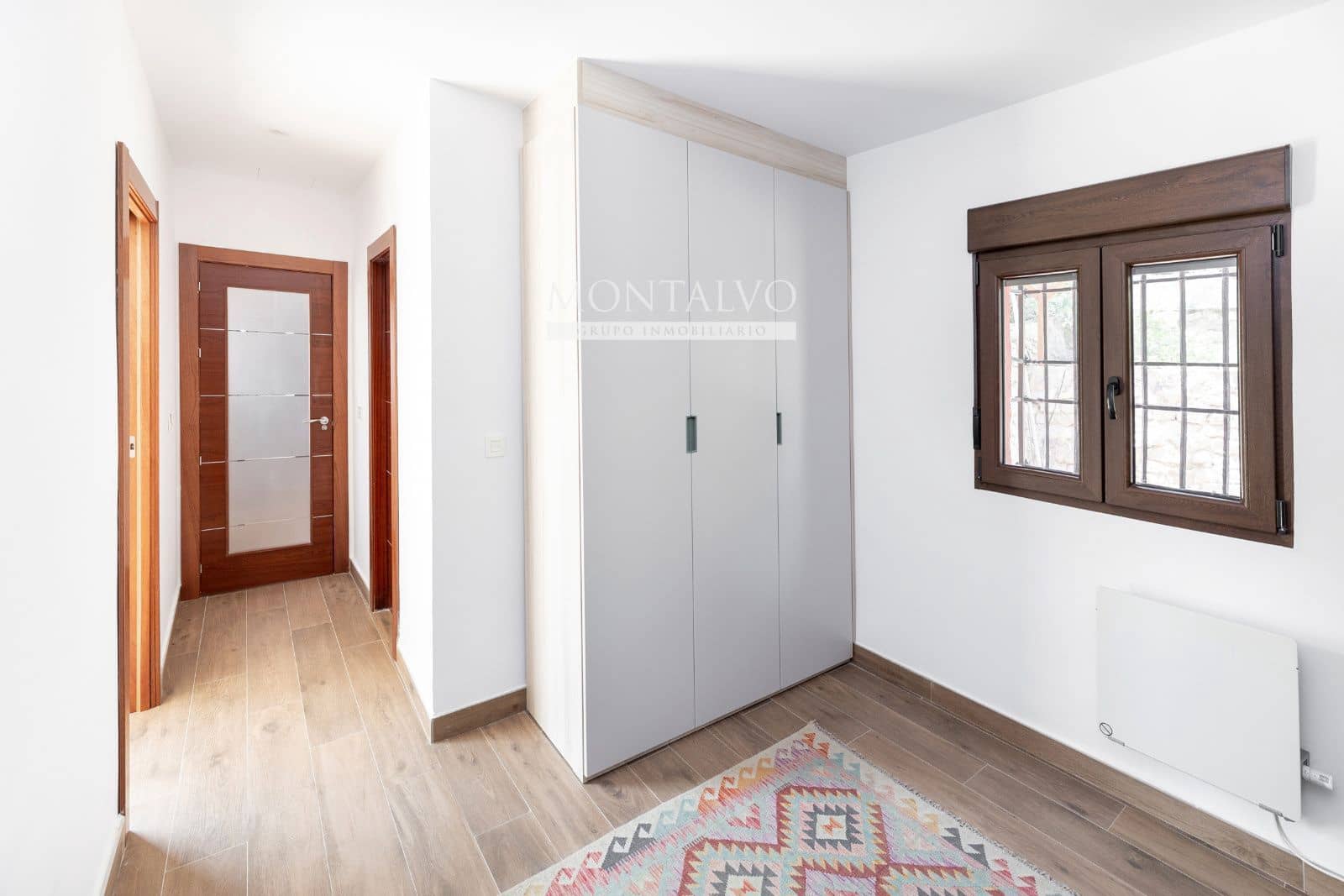 6 soveværelse Villa til salg i Las Gabias med swimmingpool garage - € 650.000 (Ref: 9398808)