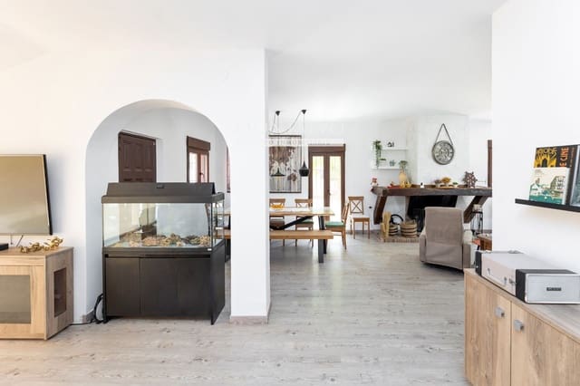 6 soveværelse Villa til salg i Las Gabias med swimmingpool garage - € 650.000 (Ref: 9398808)