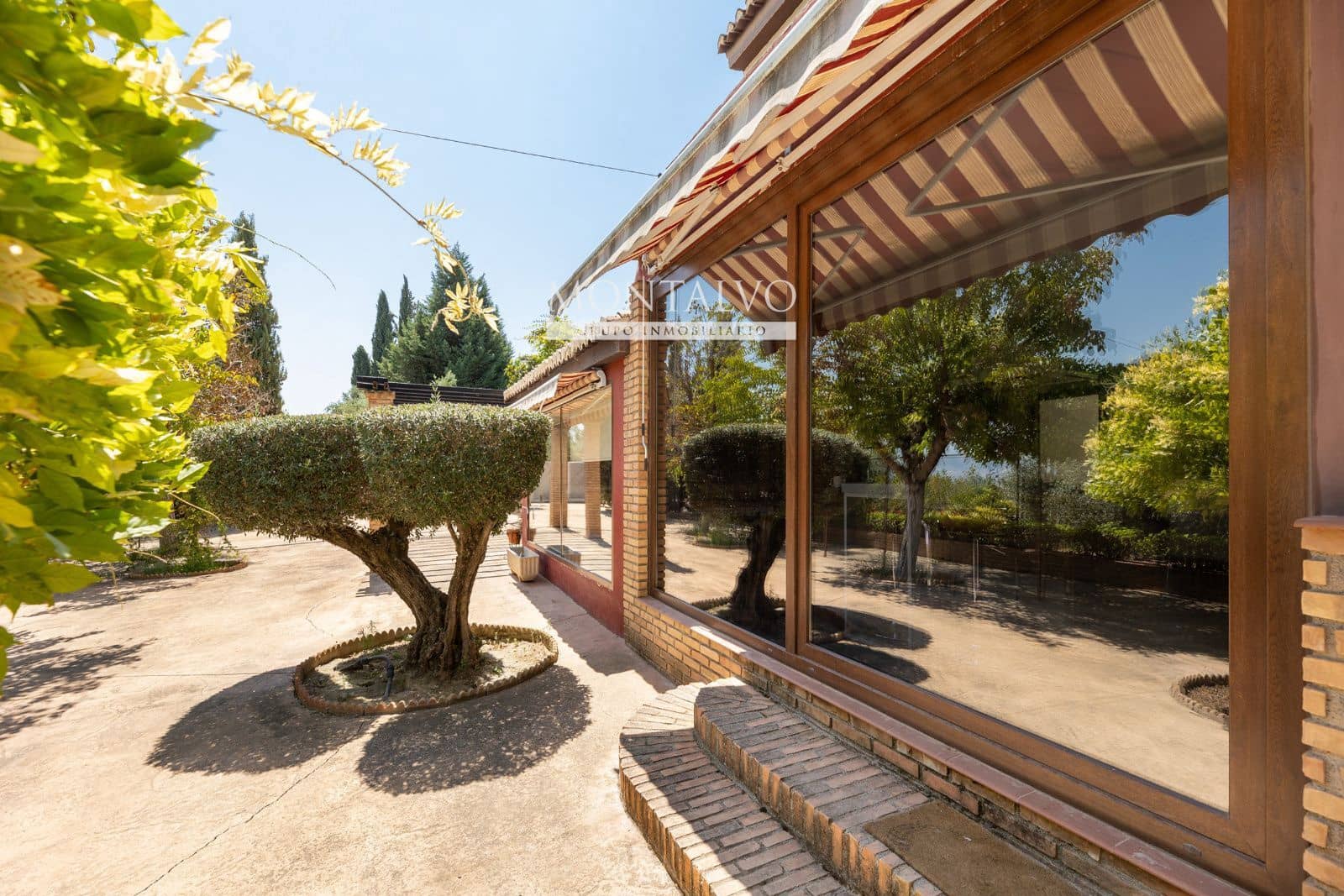 6 soveværelse Villa til salg i Las Gabias med swimmingpool garage - € 650.000 (Ref: 9398808)